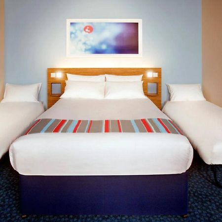 Travelodge Manchester Birch M62 Eastbound Heywood Extérieur photo
