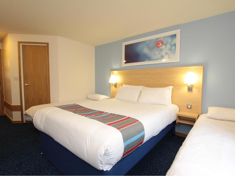 Travelodge Manchester Birch M62 Eastbound Heywood Extérieur photo