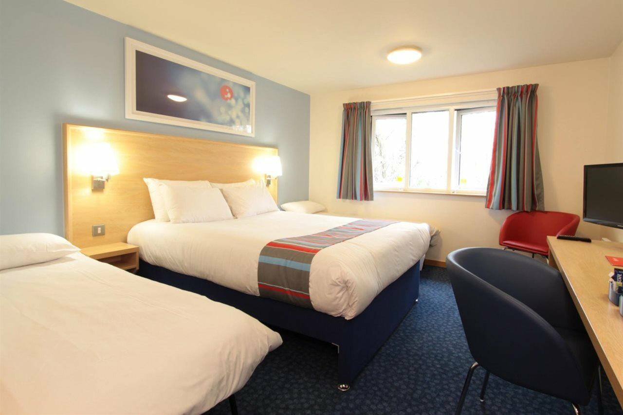 Travelodge Manchester Birch M62 Eastbound Heywood Extérieur photo